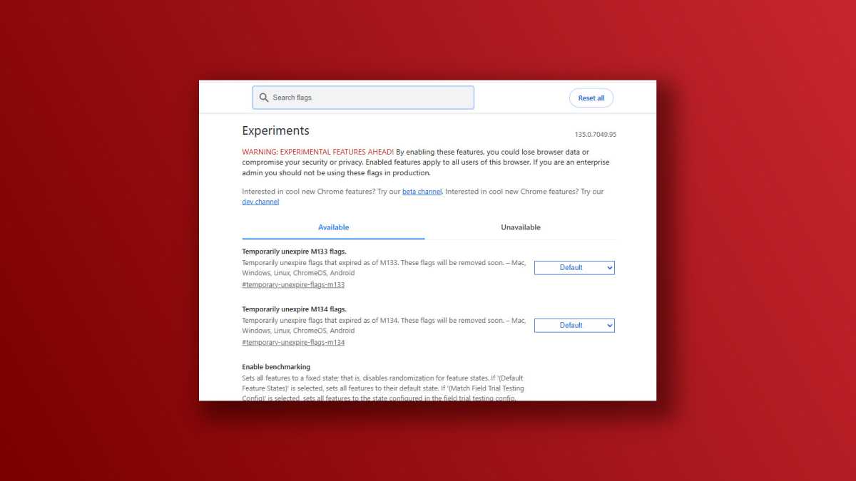 Trang chrome://flags của Chrome hiển thị các tính năng thử nghiệm với cảnh báo experimental features ahead