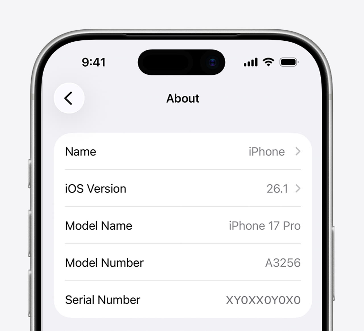 Màn hình Settings trên iPhone cho thấy mục About với thông tin Serial Number và IMEI cần cuộn xuống để xem