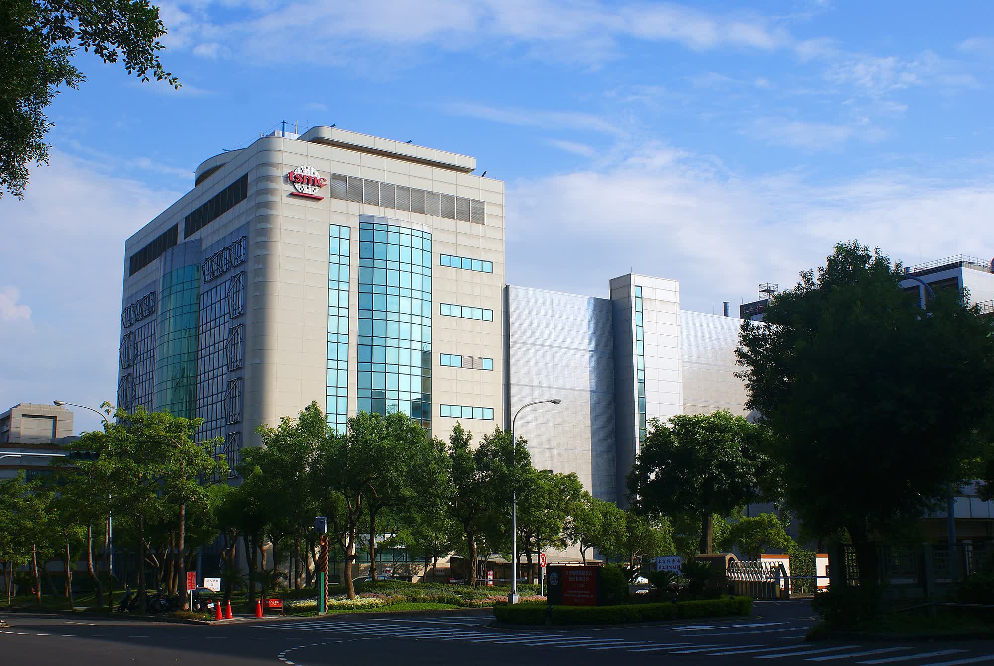 Nhà máy TSMC Fab 5 tại Đài Loan — trung tâm sản xuất chip tiên tiến nhất thế giới