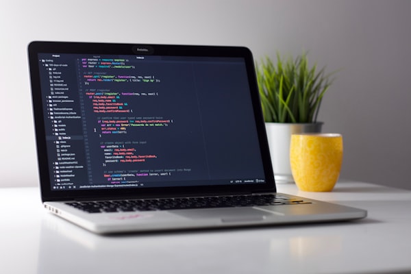 Ứng dụng desktop xây bằng Tauri với giao diện hiện đại và thanh menu hệ thống