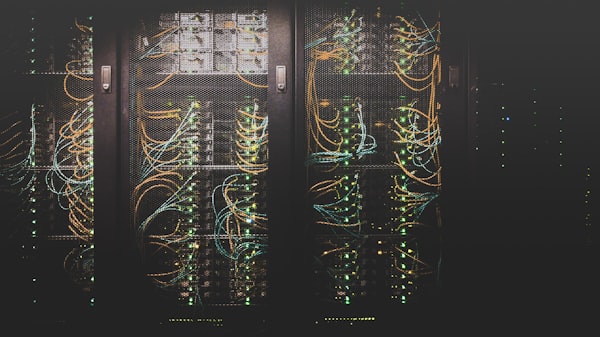 HBM stacked memory chip on GPU die with silicon interposer
