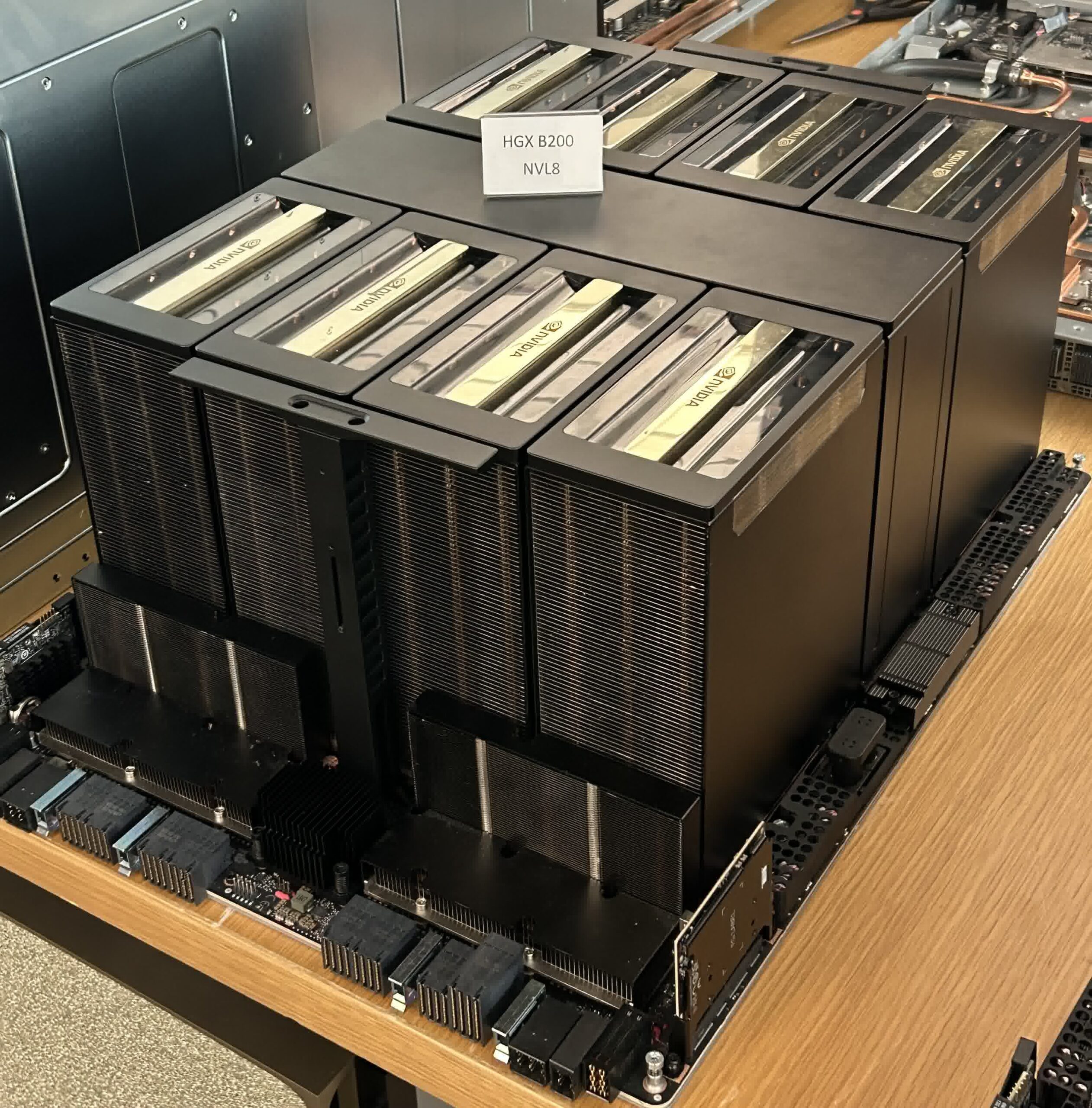 GPU NVIDIA Blackwell B200 chipset
