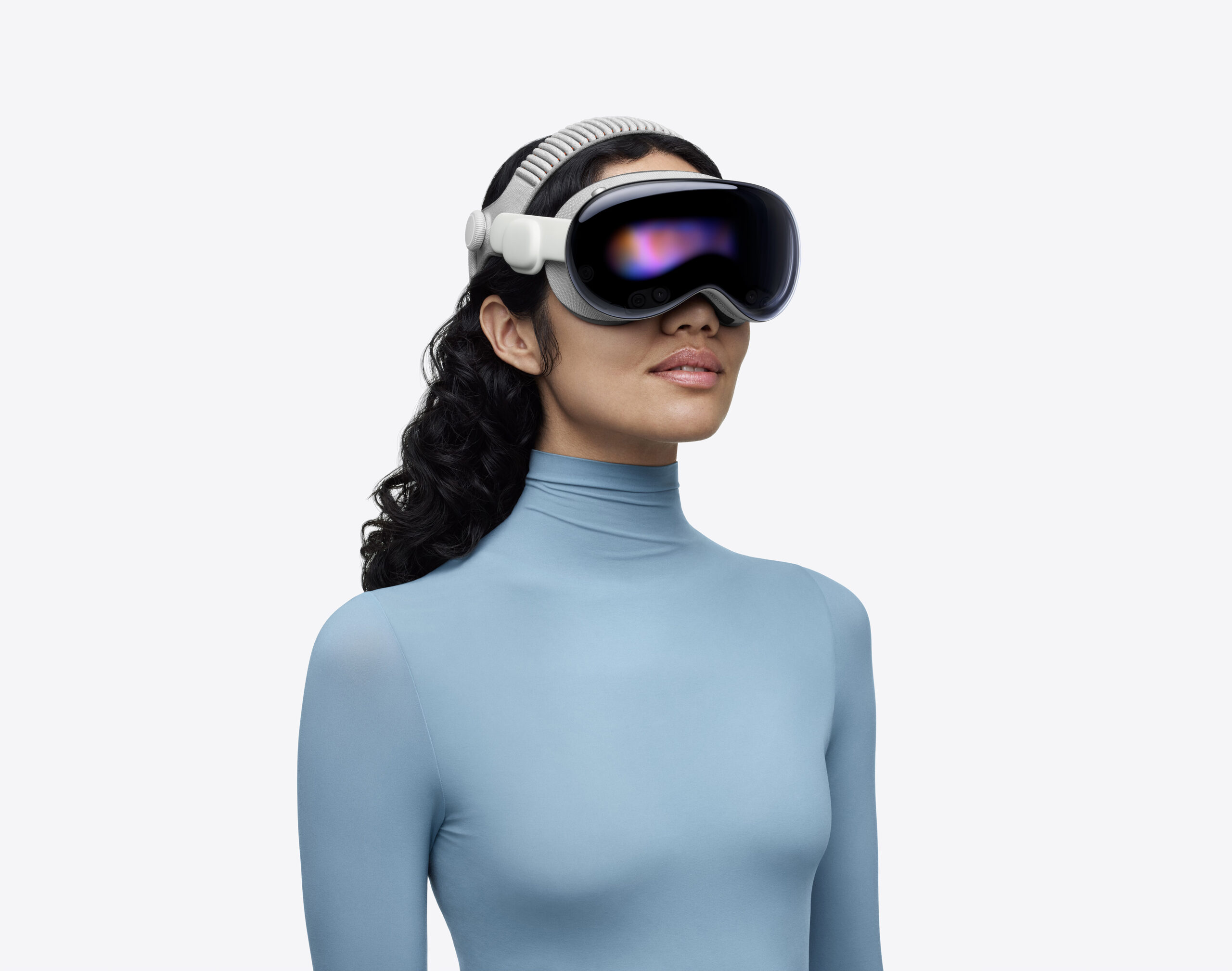 Apple Vision Pro phiên bản M5 với dây nạo knép đôi thoải mám, giao diện VisionOS nhiều cửa sổ