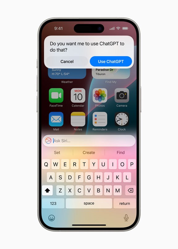 Siri trên iPhone hỏi người dùng có muốn dùng ChatGPT để xử lý yêu cầu