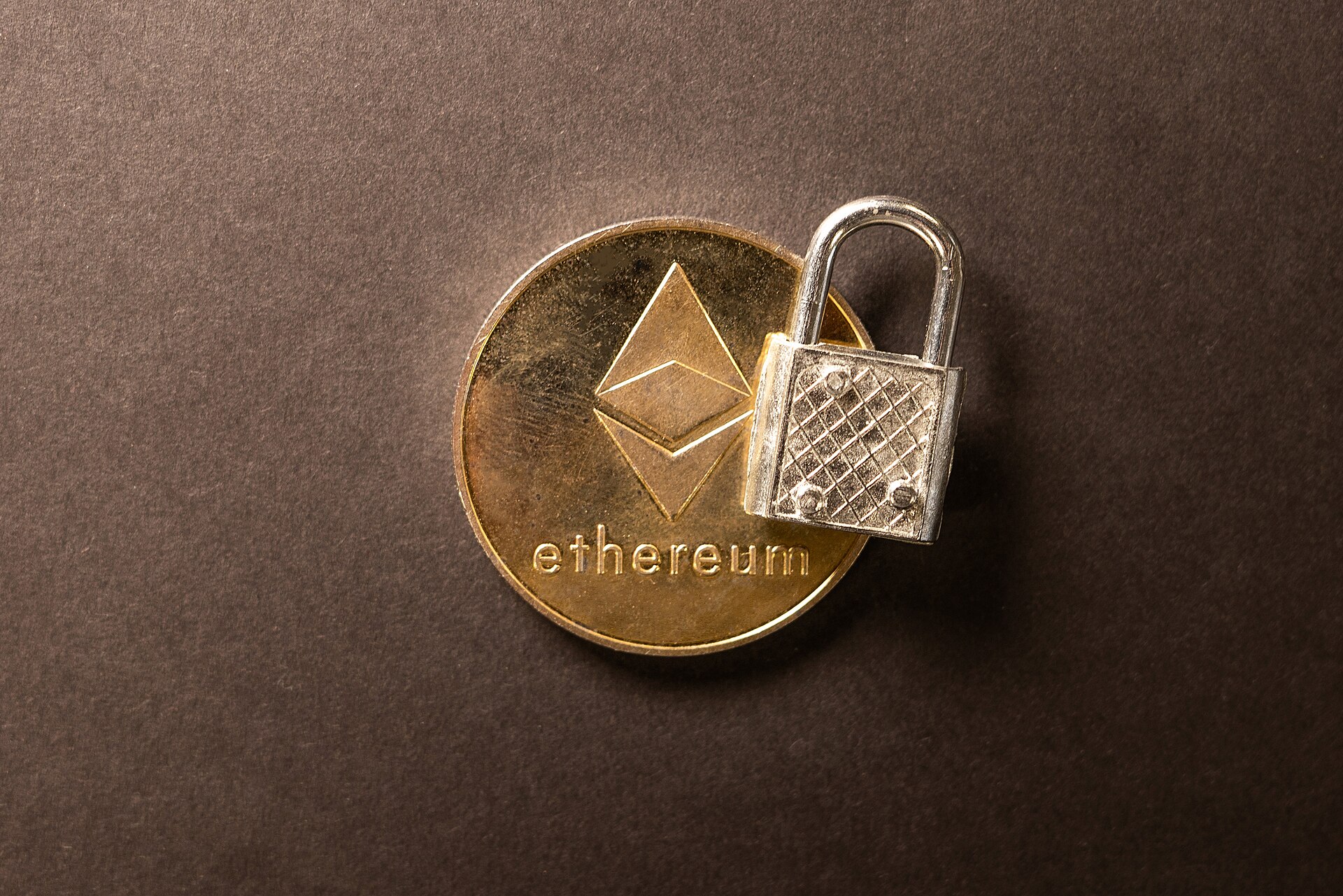 Ảnh minh hoạ ví điện tử và bảo mật tài sản số trên hệ sinh thái Ethereum