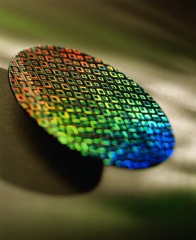 Wafer bán dẫn đã được ăn mòn tạo mạch tích hợp