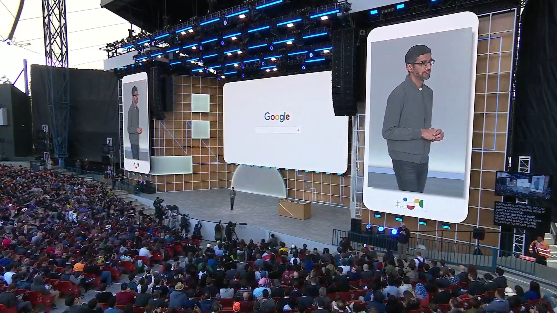 Sundar Pichai phát biểu tại Google I/O keynote