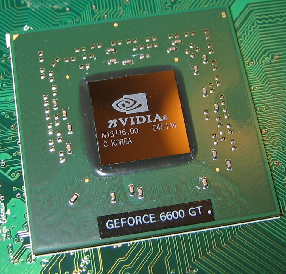 Vi mạch GPU 6600GT với các lõi xử lý đồ họa hiện đại