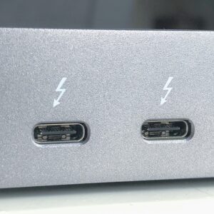 Thunderbolt 3 interface USB-C ports trên Macbook