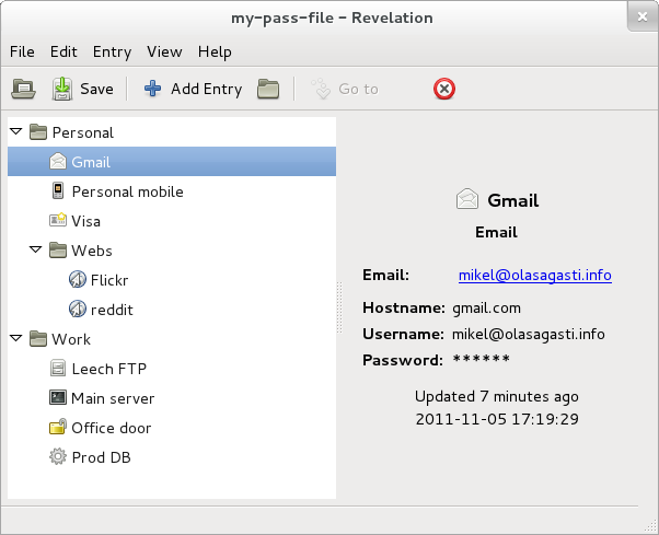 Cửa sổ chính của Revelation Password Manager