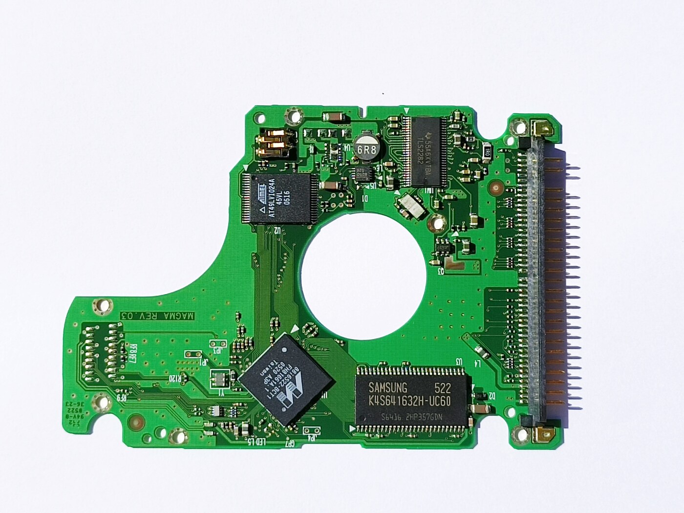 Bo mạch của ổ cứng Samsung MP0402H sau khi tháo vỏ