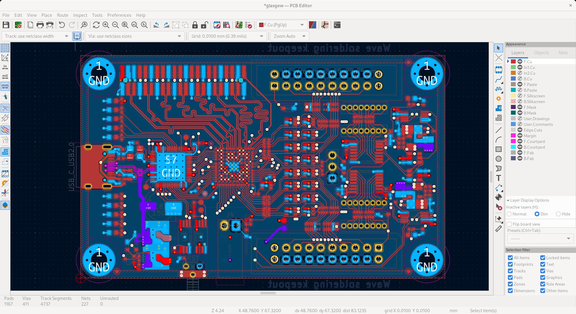 Giao diện PCB Editor của KiCad đang bố trí linh kiện và định tuyến