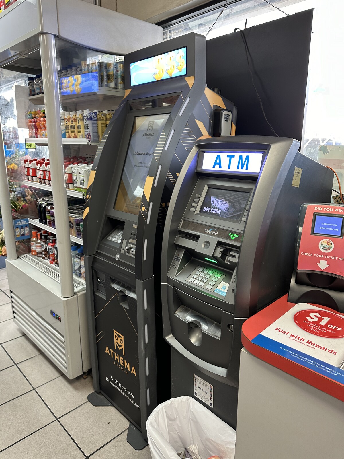 Máy ATM Bitcoin Athena đặt tại trạm xăng ở Miami, Florida
