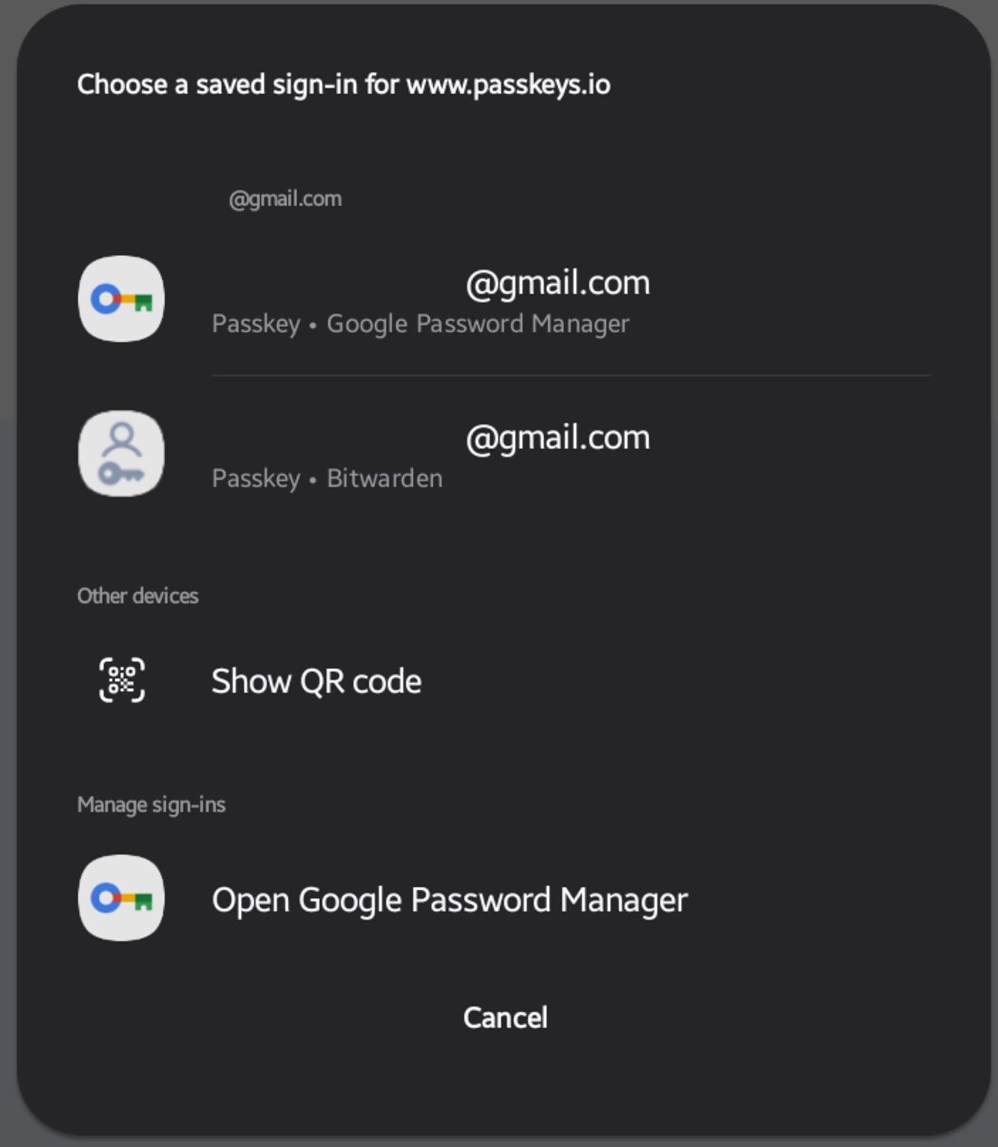 Ảnh chụp Credential Manager trên Android hiển thị lựa chọn passkey đã lưu khi đăng nhập