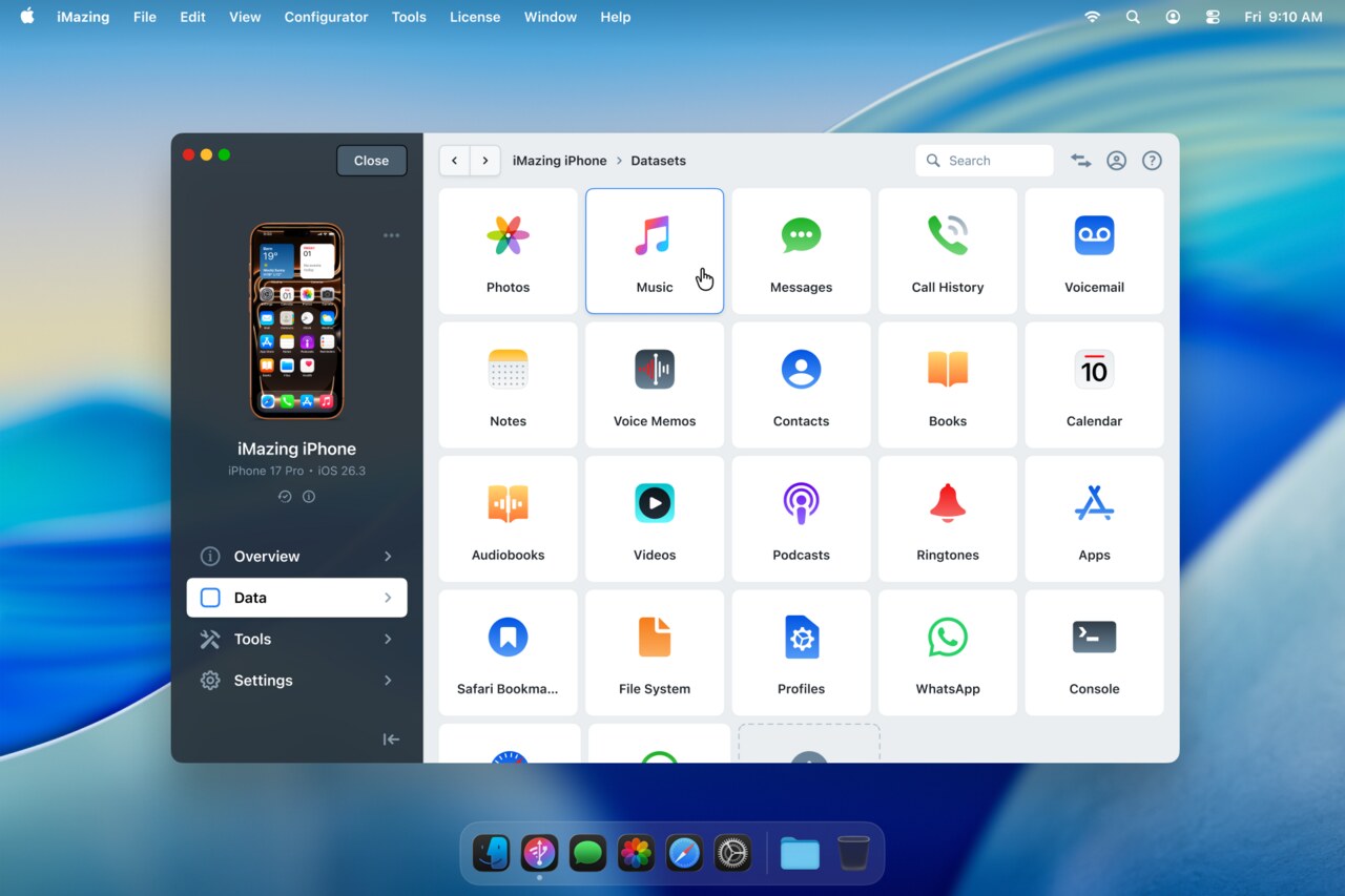 Ảnh chụp cửa sổ ứng dụng iMazing trên macOS liệt kê các nhóm dữ liệu người dùng như Messages, Contacts, Photos